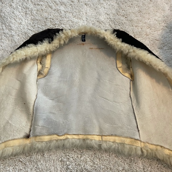 Gorgeous Shearling vest from Reykjavik, Iceland, size XS - Picture 9 of 11